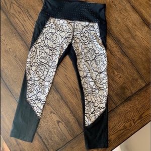 TBC Capri leggings
